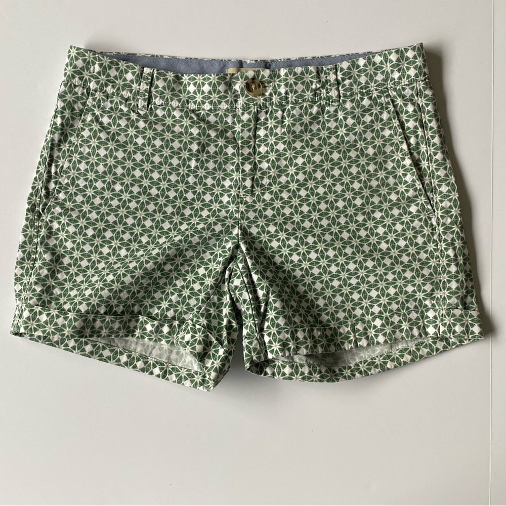 Banana Republic Shorts Size 4 Womens Chinos Green white Geometric Flowers